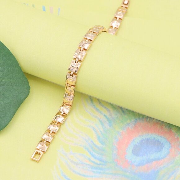 "Elegant Rose Gold Chain Bracelet with Glossy Square Links, XPBL1123 - Picture 7 of 13